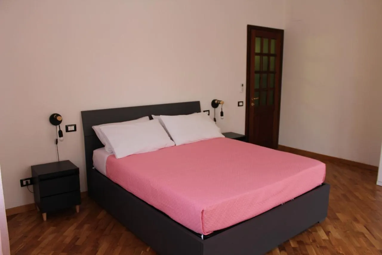 Casa Vanessa Arezzo 0*,